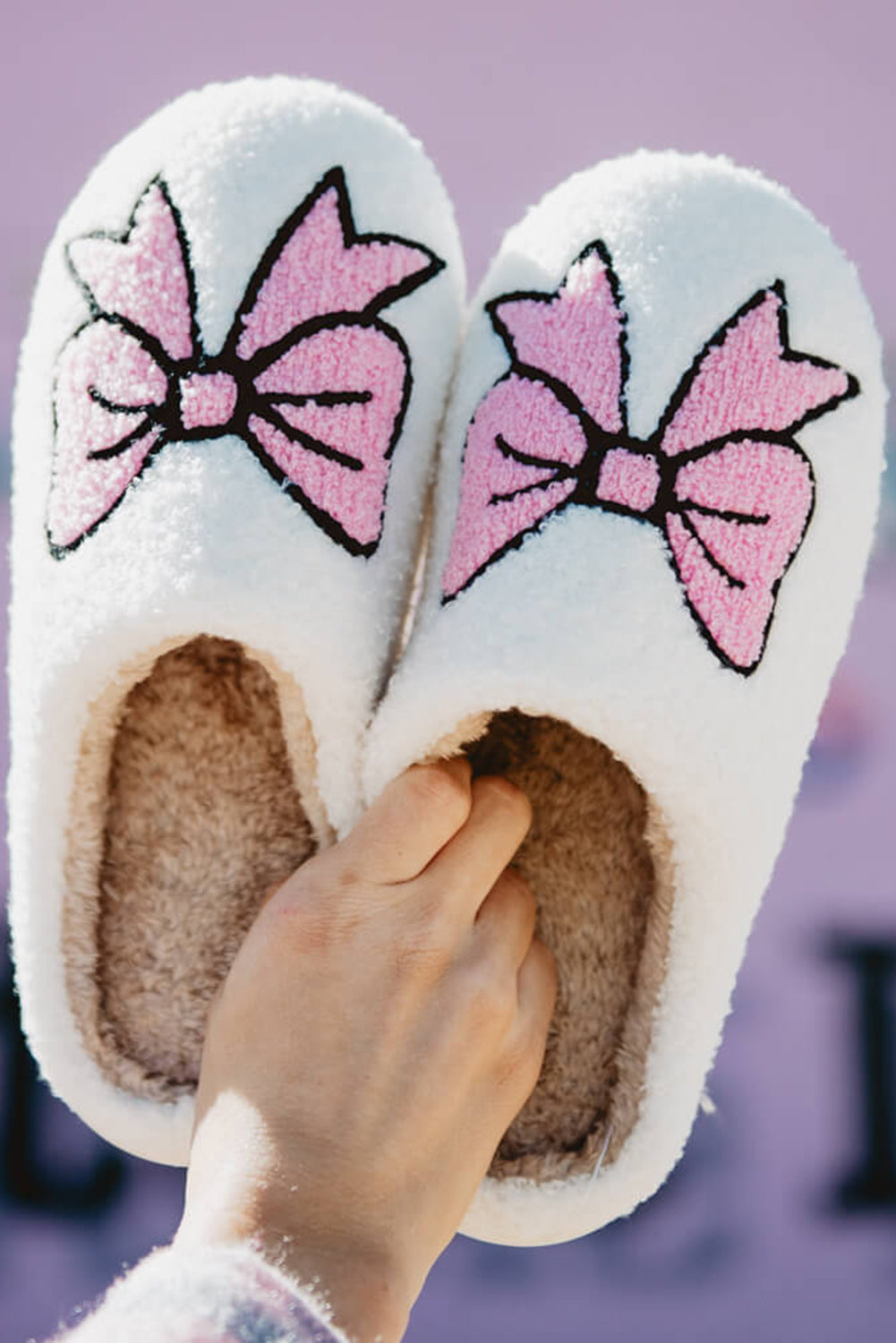 White Bowknot Fuzzy Slippers