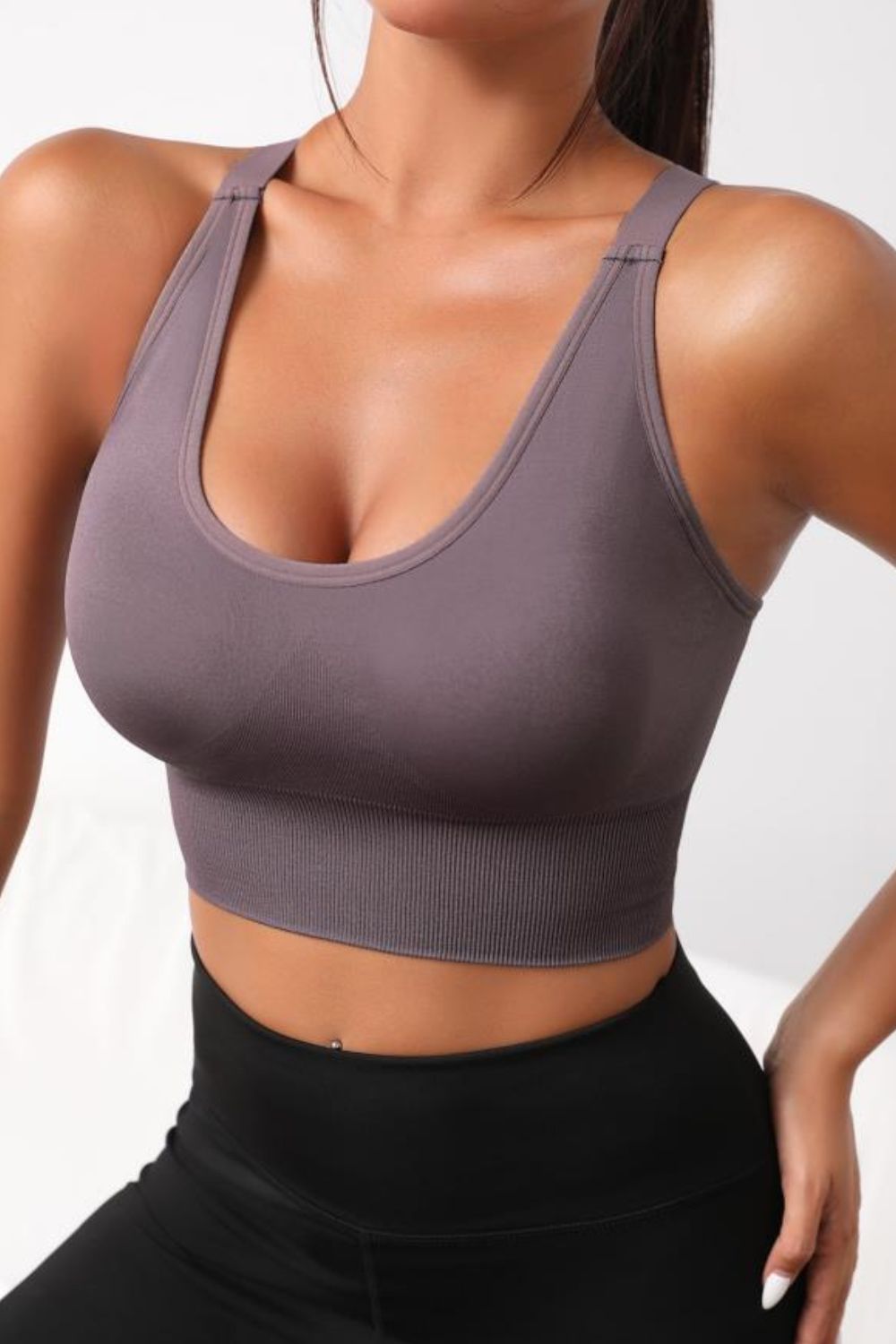 Scoop Neck Long Sports Bra