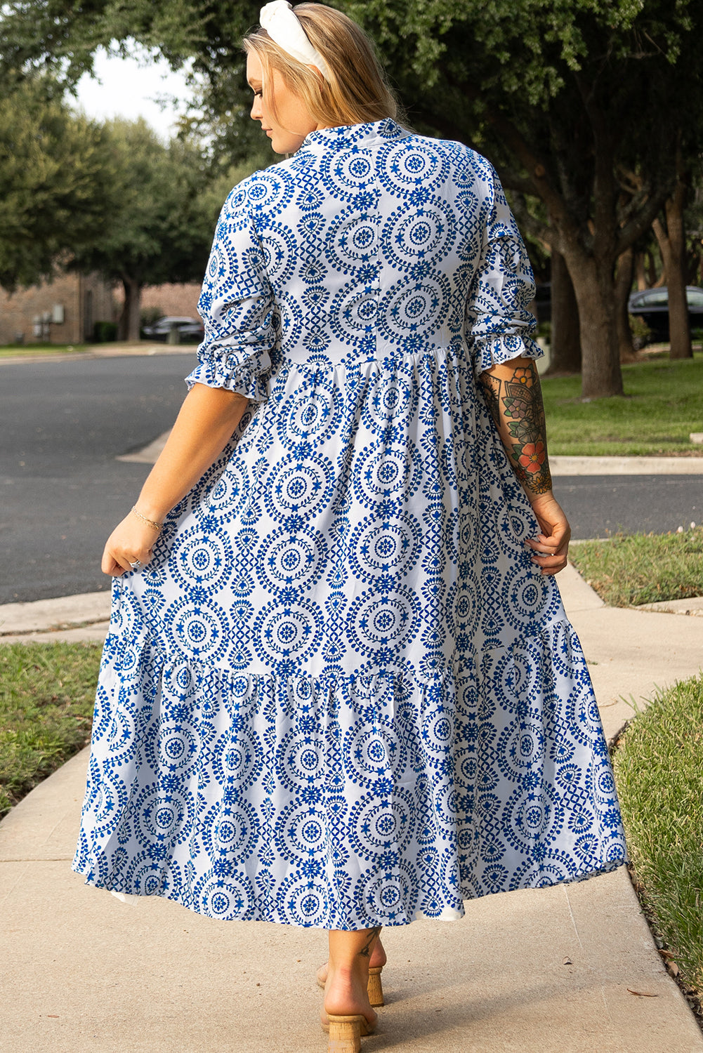 Plus Size Geometric Lace-up Maxi Dress