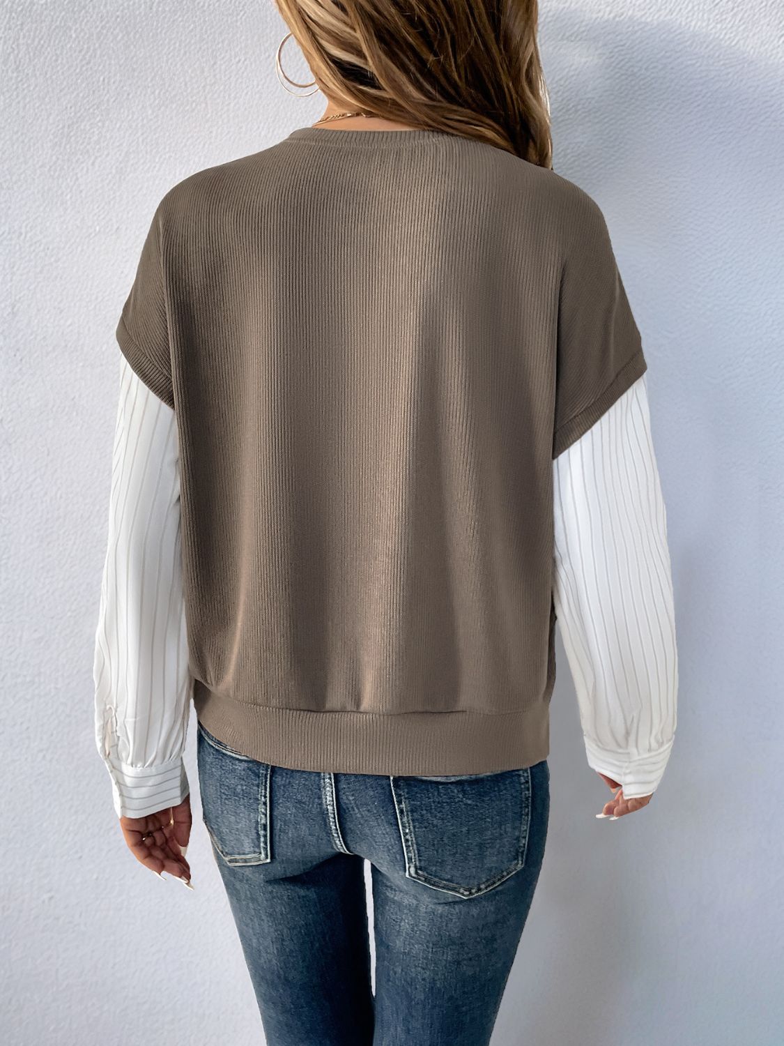 Round Neck Striped Sleeve Sweatshirt