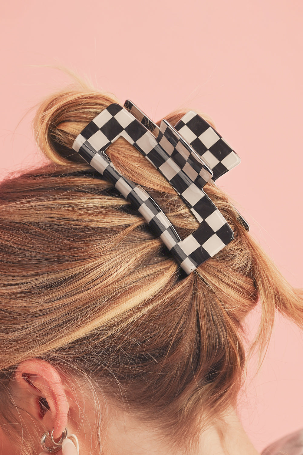 Checkered Hollow Out Hair Clip