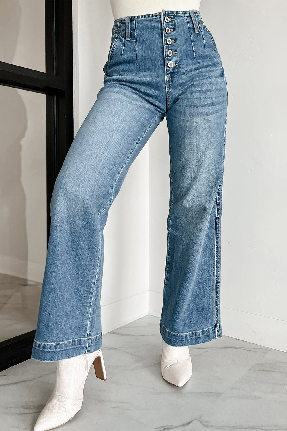 Medium Wash Straight Loose Leg Jeans