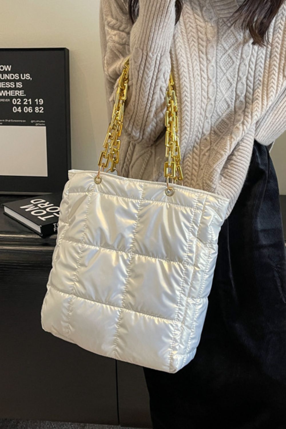 Bubble Texture Chain Shoulder Bag