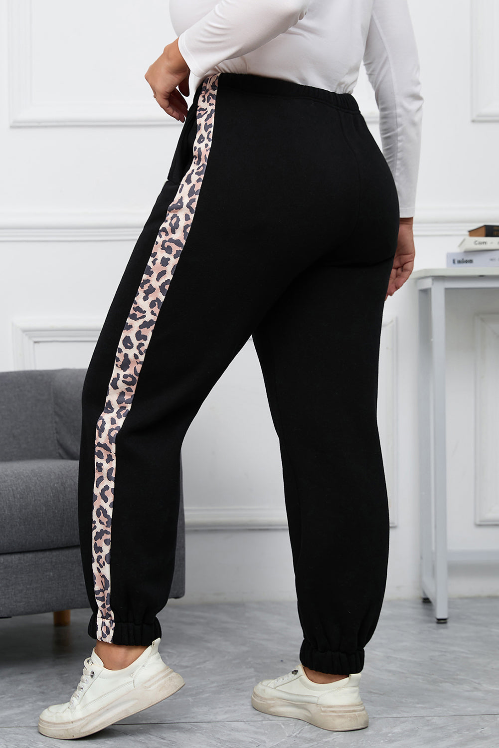 Plus Size Leopard Panel Joggers