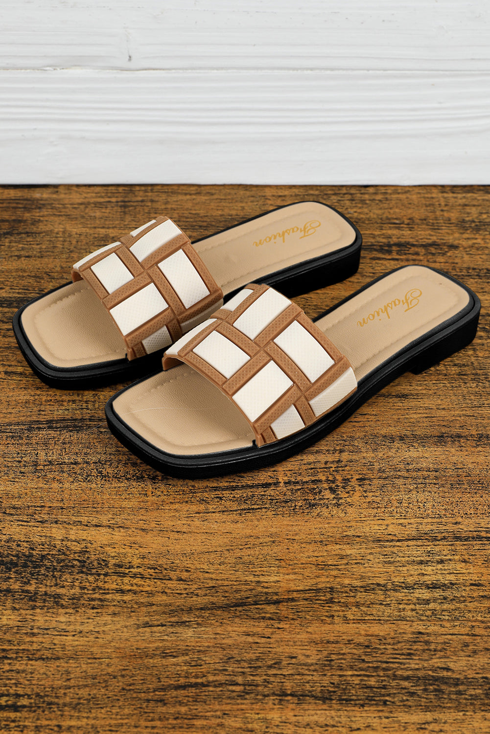 Contrast Leather Flat Sandals