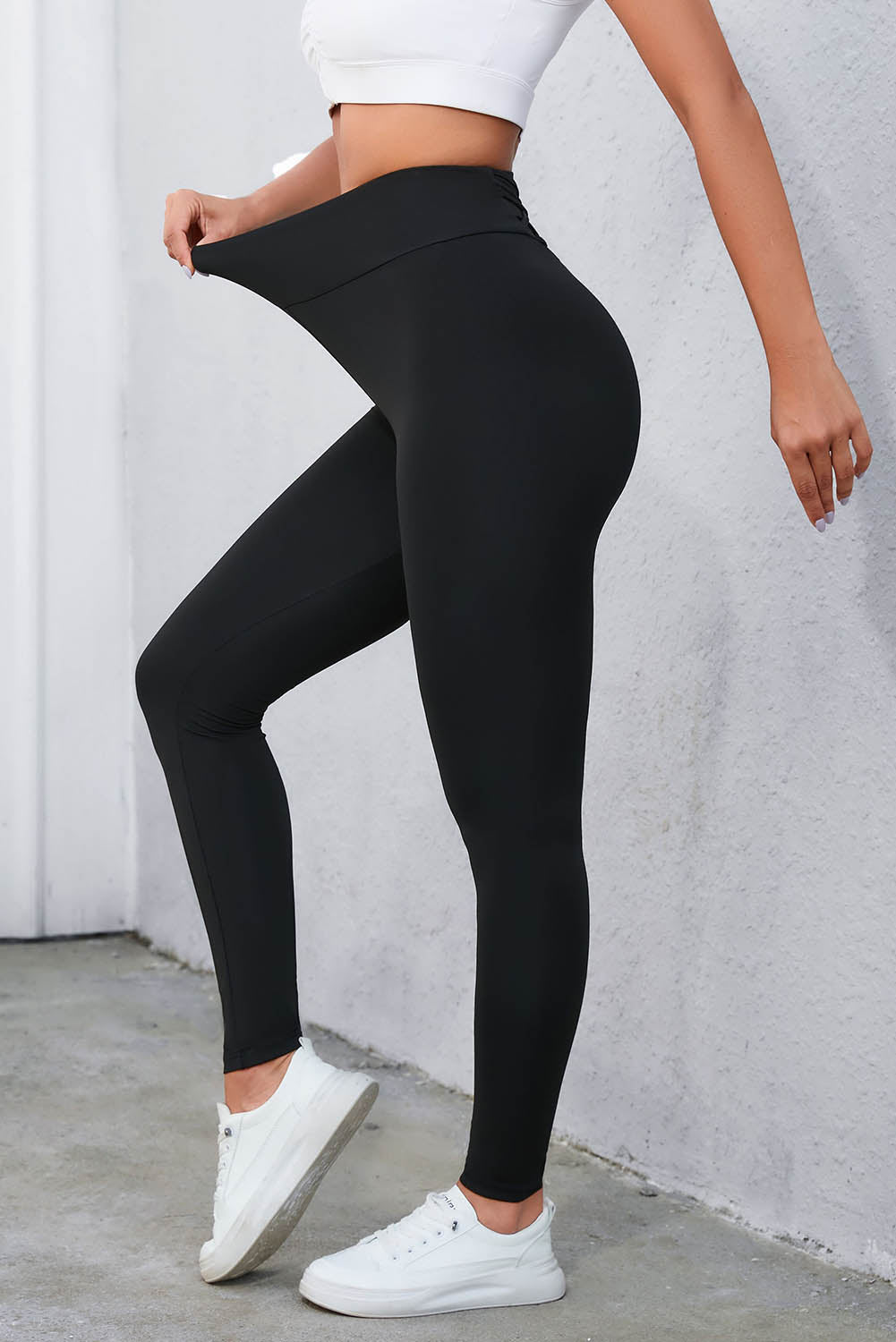 Crisscross Detail Leggings