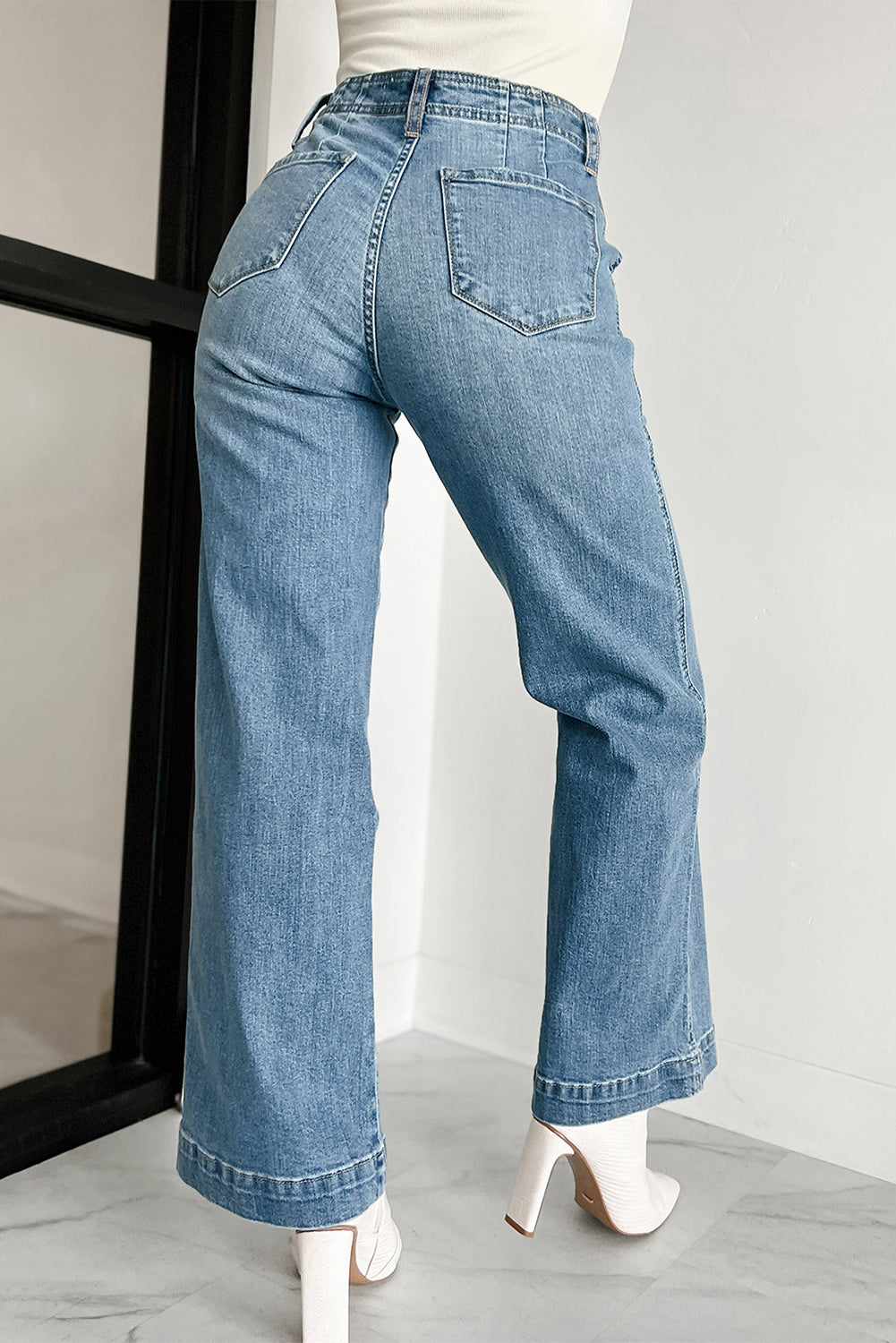 Medium Wash Straight Loose Leg Jeans